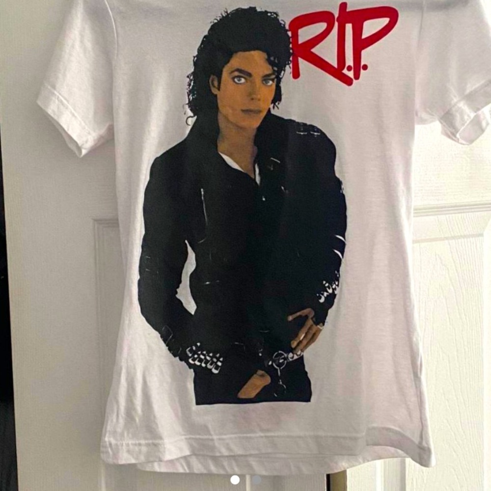 VERY RARE MICHAEL JACKSON T-SHIRT TEE 1987 BAD ERA COVER BRAND NEW NEVER WORN